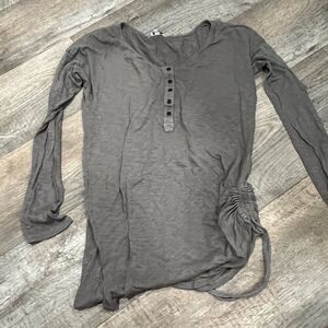 Splendid small brown top